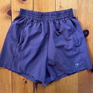 Gymshark Women's Woven Pocket Athletic Shorts Chocolate Brown